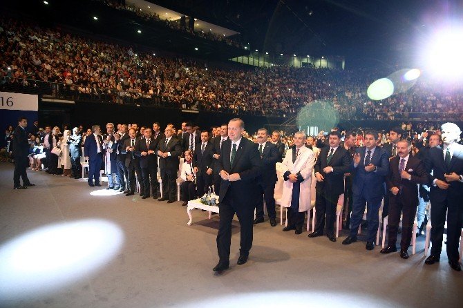 Cumhurbaşkanı Erdoğan: “Elinden Gelen Parlamentoda Oylamaya Katılmamak Mı?