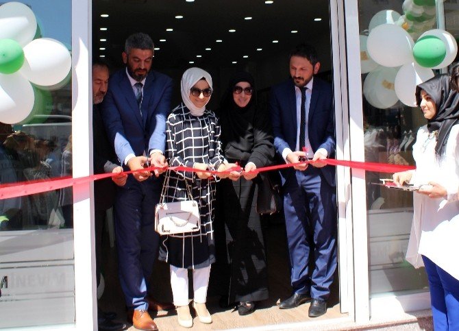 Eminevim 86. Şubesini İzmir Karşıyaka’da Açtı