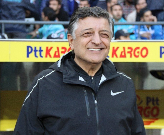 Sakaryaspor’dan Yılmaz Vural’a Sürpriz Teklif
