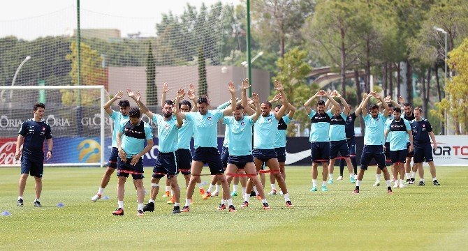 A Milli Takım Slovenya Maçı Hazırlıklarını Tamamladı