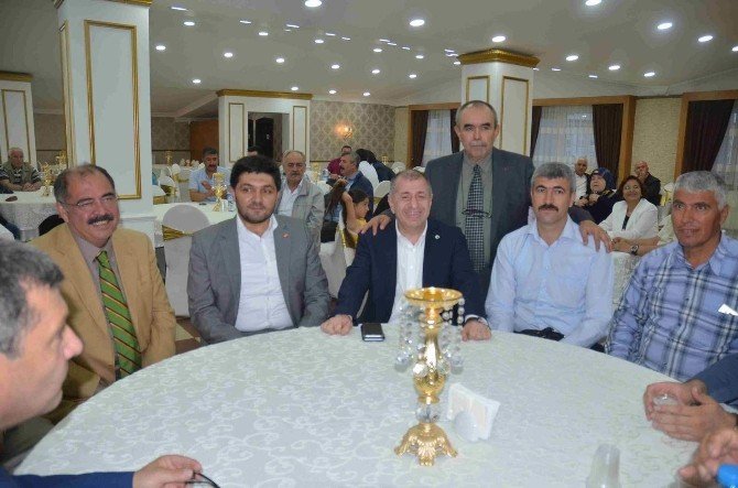 Mhp’li Özdağ Afyonkarahisar’da Partililerine Seslendi
