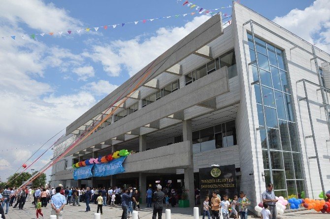 Hdp Eş Genel Başkanı Selahattin Demirtaş: