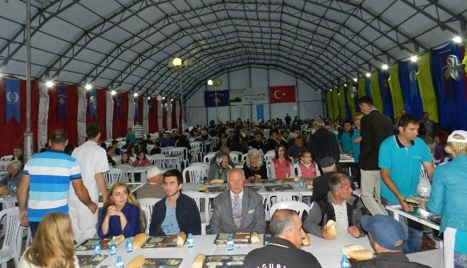 Kosova’da İlk İftar Heyecanı