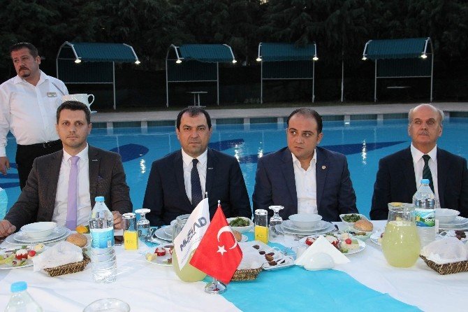 Manisalı İş Adamları Müsiad’ın İftarında Buluştu