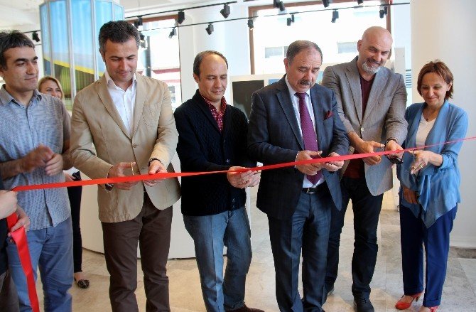 Büyükşehir Belediyesi’nden Afiş Sergisi