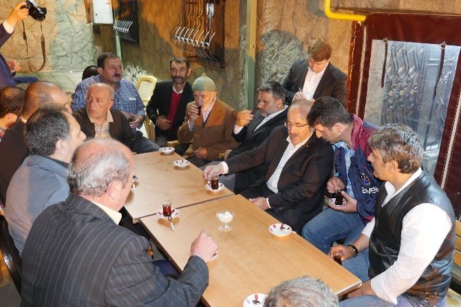 Başkan Gümrükçüoğlu, Ramazan Akşamları Hemşehrileriyle Buluşuyor