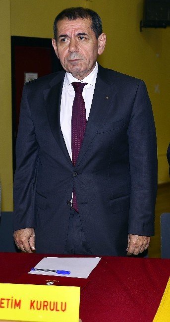 Dursun Özbek: "Cas Duruşmasında Bir Şeylerin Değişmesini Umuyorum"