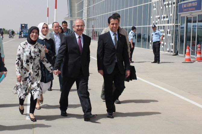 Mardin’in Yeni Valisi Mustafa Yaman Görevine Başladı