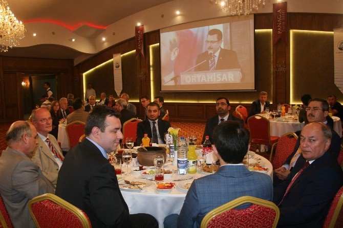 Ortahisar Belediyesi’nden Protokole İftar