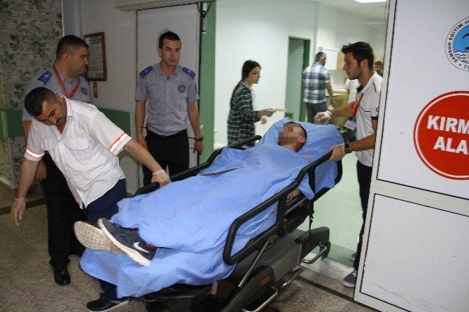 Yan Bakma Kavgası: 2 Yaralı