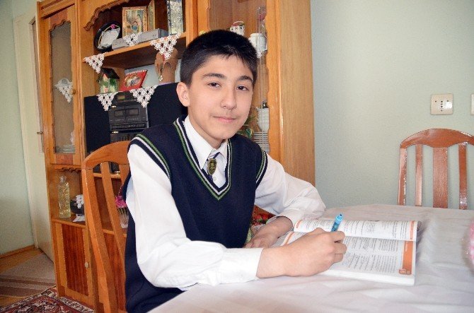 Tosyalı Yasin Teog Türkiye Birincisi Oldu