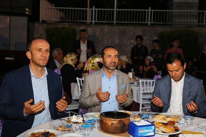 Ünye’de Şehitler İçin Dua