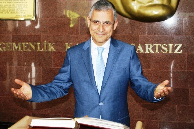 Iğdır’a Atanan Vali Alpman Görevine Başladı