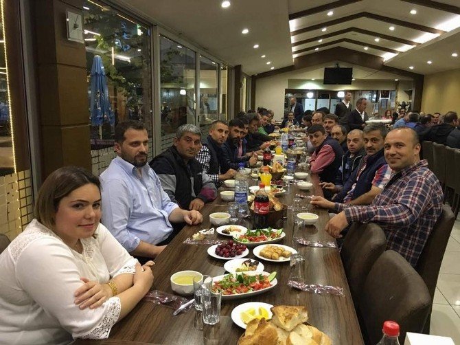 Yomra Belediyesi Personeli İftarda Buluştu