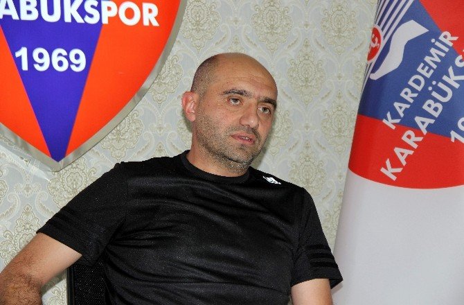 Karabükspor’da Hoca Arayışları Sürüyor