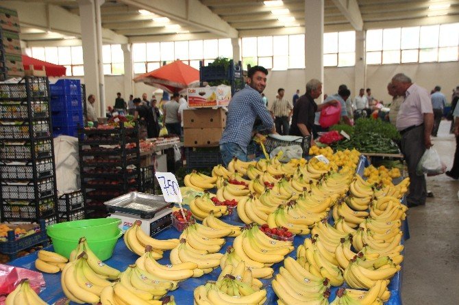 Ramazan Ayı’yla Birlikte Muza Yüzde 50 Zam Geldi
