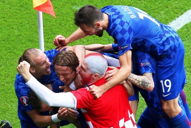 Modrıc’in Gol Sevincine Taraftar Ortak Oldu