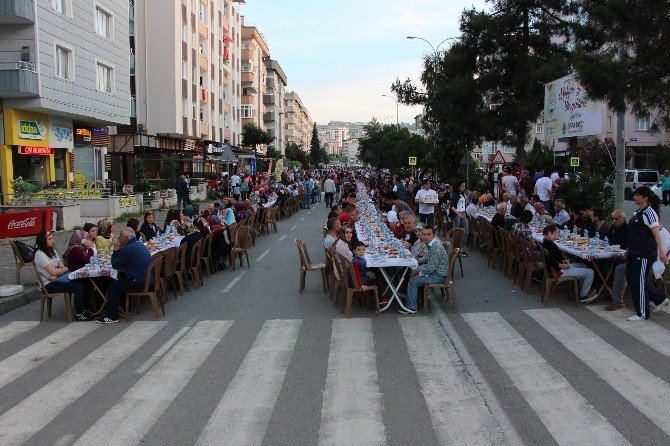 Atakumlular Mimar Sinan’da İftar Açtı