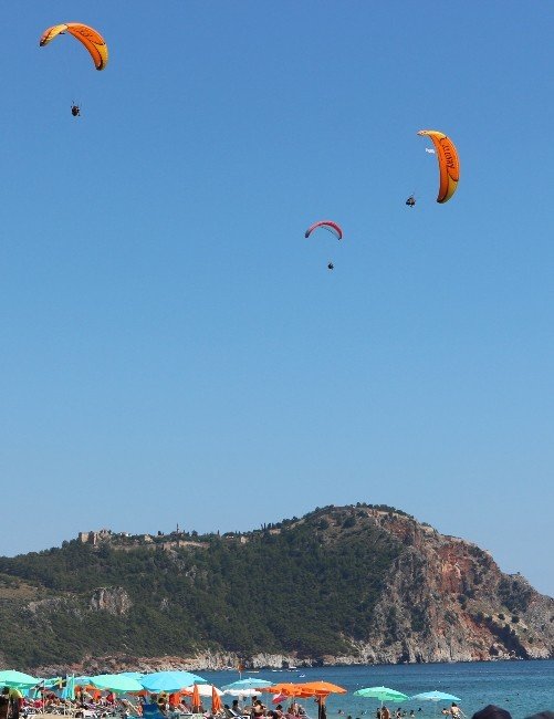 Türkiye Yamaç Paraşütü Alanya Etabı Sona Erdi