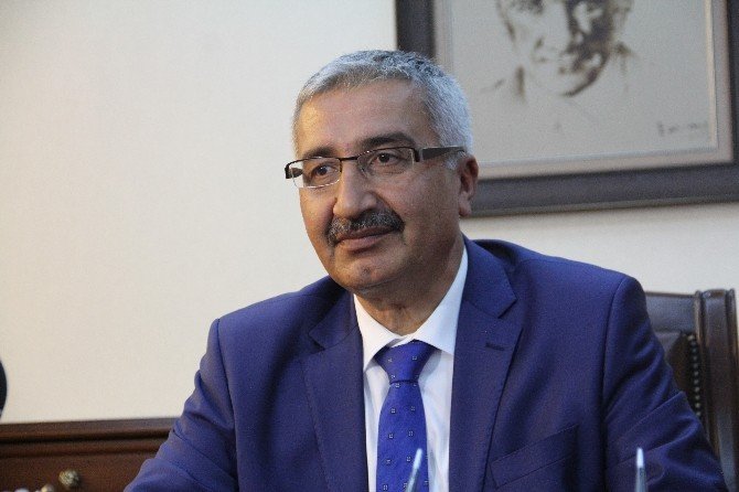 Vali Kılıç Göreve Başladı
