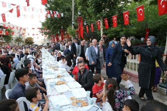 Çorum Belediyesi Yeşilli’de Kardeşlik İftarı Verdi