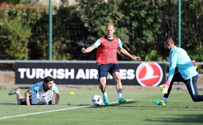 A Milli Takım, İspanya Maçı Hazırlıklarına Başladı