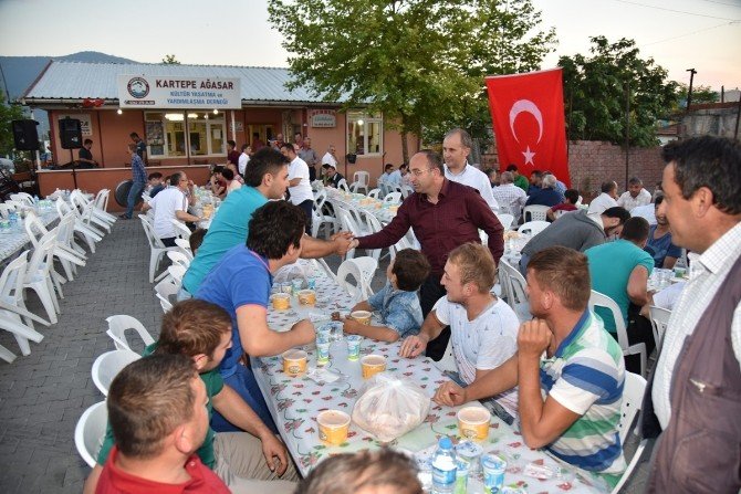 Üzülmez, Ağasarlıların İftarına Konuk Oldu