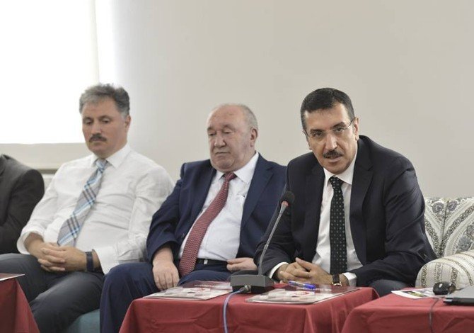 Gümrük Ve Ticaret Bakanı Bülent Tüfenkci: