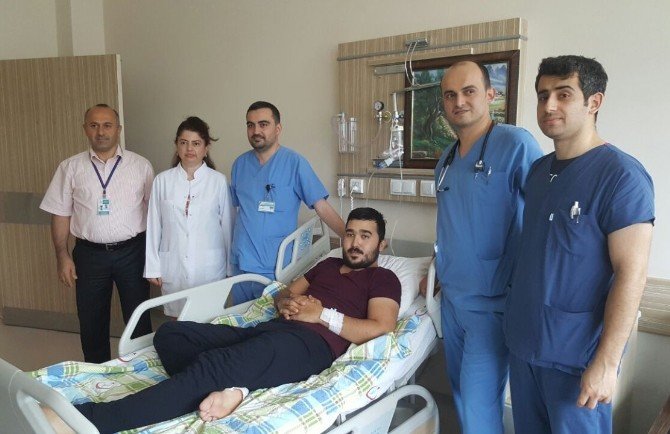 22 Yaşındaki Genç 5 Gün Boyunca Vücudu Soğutularak Hayata Tutundu