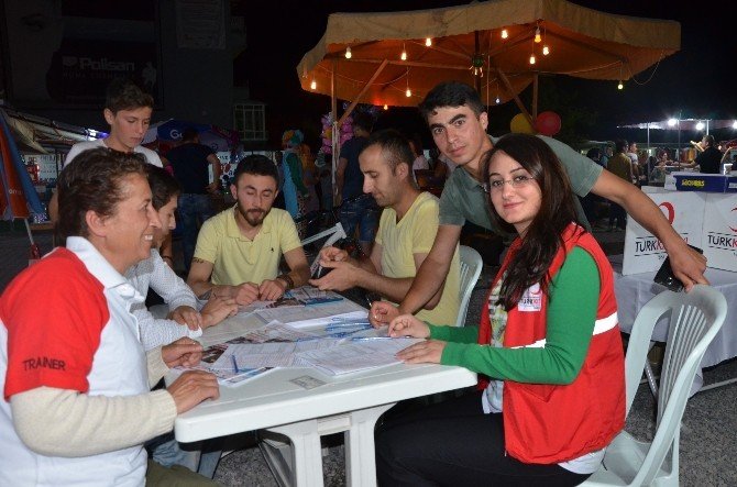 Kızılay Kan Bağışçılarını Bekliyor