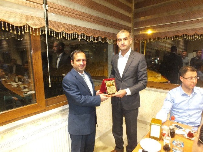 Tayinleri Çıkan Savcı Ve Hâkime Veda Yemeği