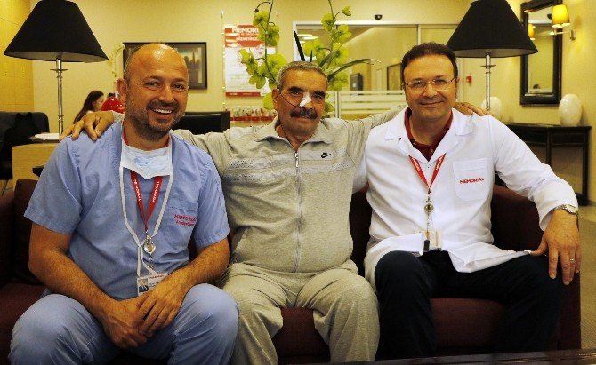 Mide Ağrısı Şikayetiyle Gitti, Karaciğerinden 1 Kilo 750 Gramlık Tümör Çıkartıldı