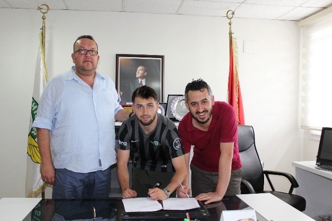Ömer Bayram Akhisar Belediyespor’da