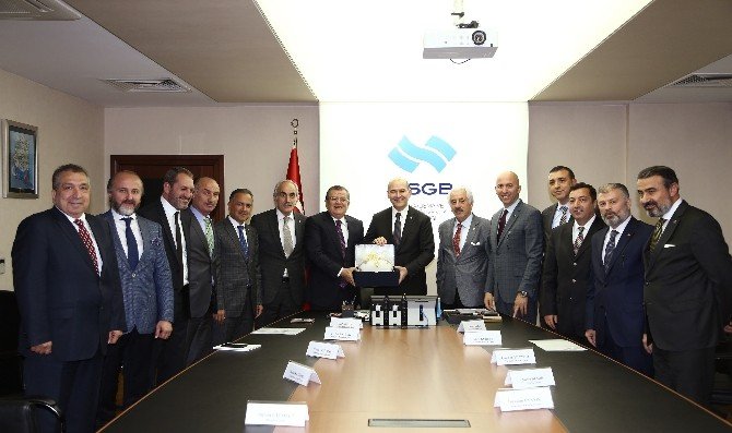 Ato Yönetimi Çalışma Ve Sosyal Güvenlik Bakanı Soylu’yu Ziyaret Etti