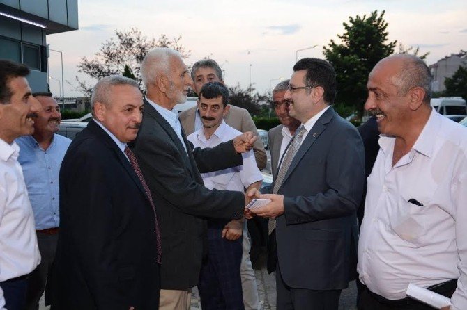 Ortahisar Belediye Başkanı Genç Muhtarlarla İftarda Buluştu