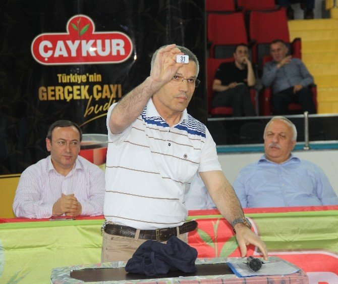 Çaykur Kura Çekimi İle Eski Hükümlü 20 İşçiyi İşe Aldı