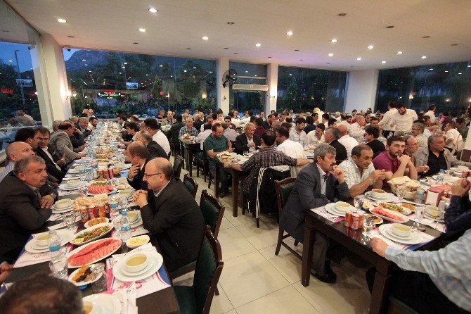 Osmancık’lı İşadamları İftarda Buluştu