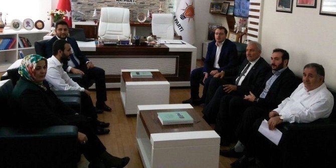 Ak Parti Genel Merkez Gençlik Kolları Başkanı Melih Ecertaş: