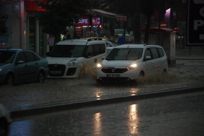 Tokat’ta Dolu Ve Sağanak
