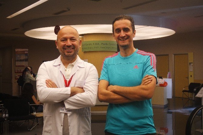 Midesini Küçülterek 1 Yılda 65 Kilo Verdi