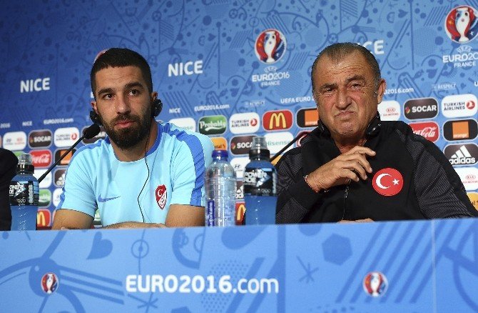 Terim: "Dünyanın En İyi Takımına Karşı Oynayacağız"