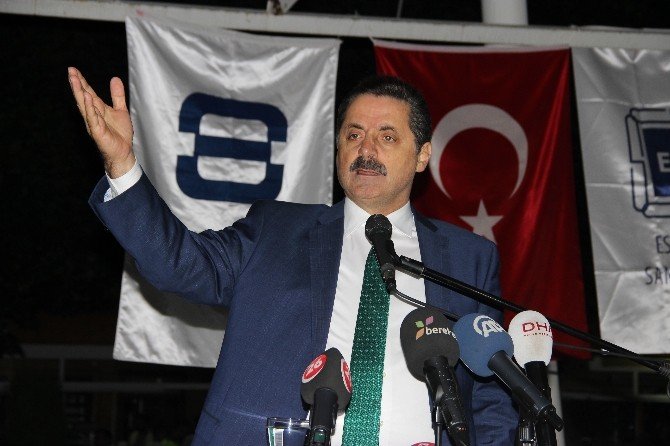 Bakan Çelik Eskişehir’de İftara Katıldı