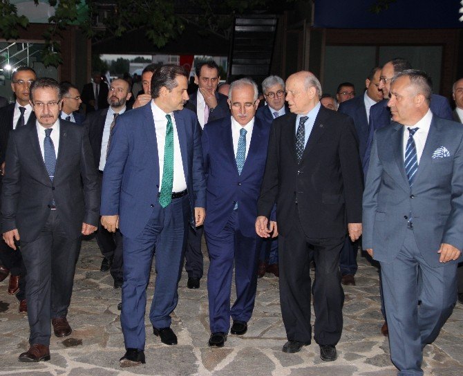 Bakan Çelik Eskişehir’de İftara Katıldı