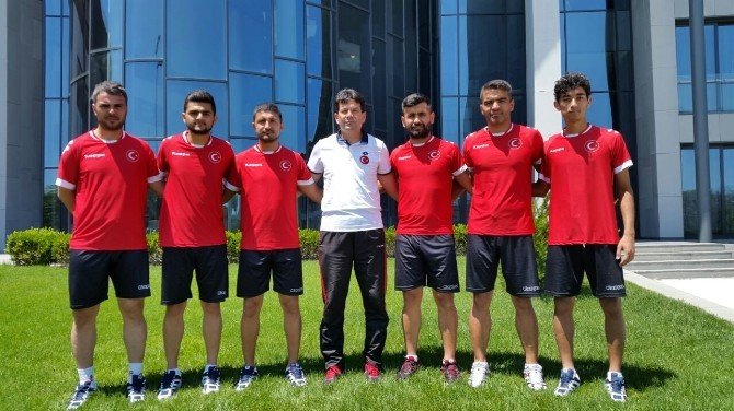 İşitme Engelliler İtalya Yolcusu