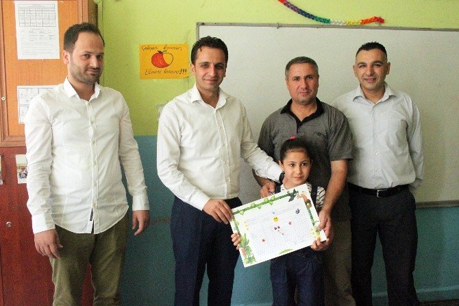 Terör Mağduru Öğrencilerin Karne Heyecanı