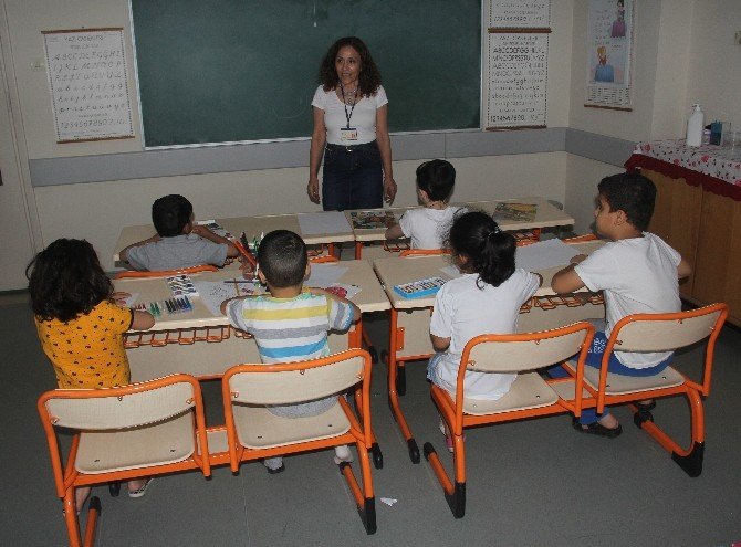 Eğitimlerini Hastane Sınıfında Tamamladılar