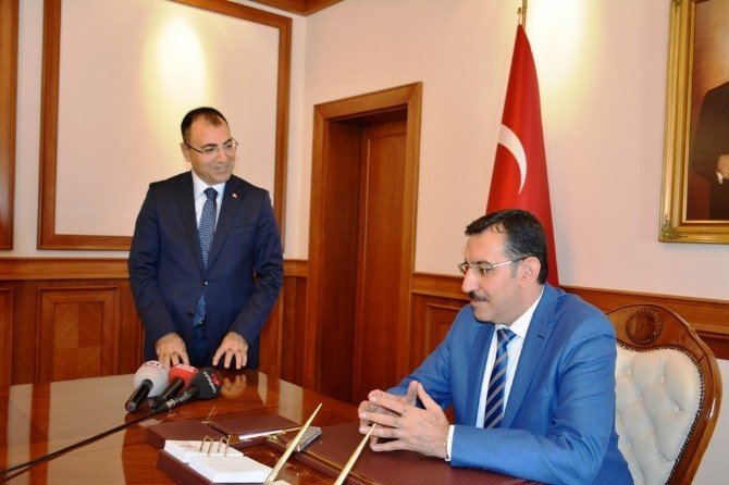 Bakan Tüfenkci’den Vali Toprak’a ‘Hayırlı Olsun’ Ziyareti