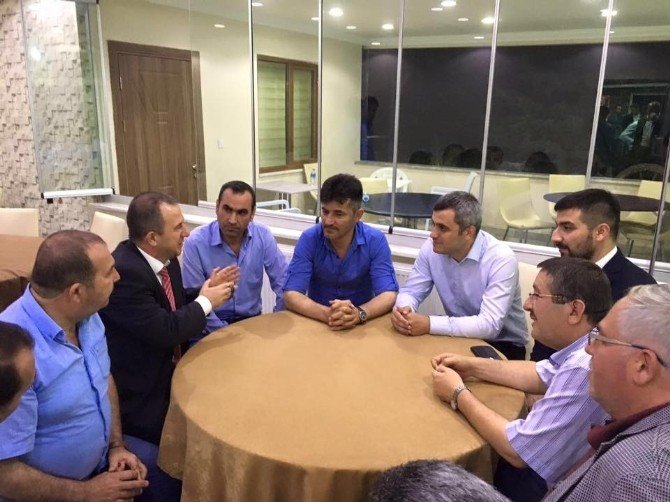 Karabük Ülkü Ocakları İftar Yemeği Düzenledi