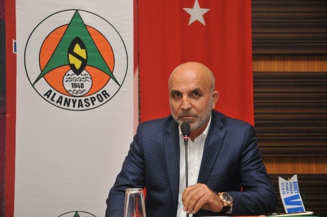 Alanyaspor’da Hasan Çavuşoğlu Güven Tazeledi