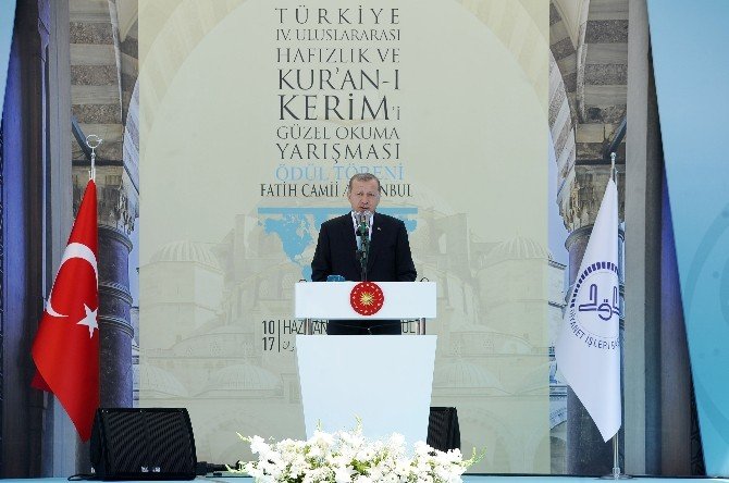 Cumhurbaşkanı Erdoğan: "Seçmeli Derslerle Kuran-ı Kerim’i Öğrenme İmkanı Getirdik"